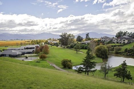 Photo of property in 21 Golf View Close, Fairhall, 7272