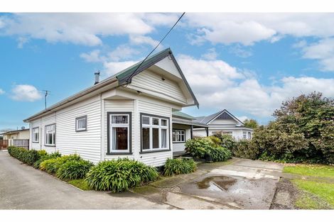 Photo of property in 37 Gresford Street, Edgeware, Christchurch, 8013