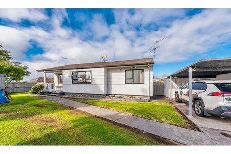 Photo of property in 1b Celmisia Place, Weymouth, Auckland, 2103