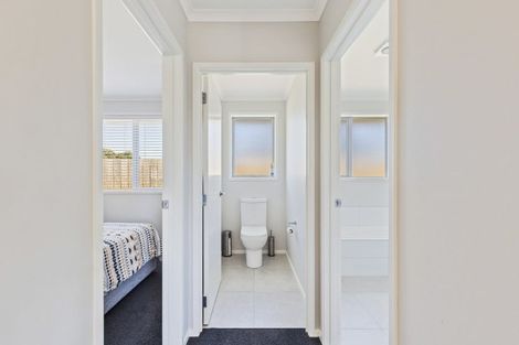 Photo of property in 24c Richmond Street, Waitara, 4320