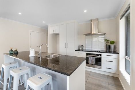 Photo of property in 53 Seagrass Place, Otaki Beach, Otaki, 5512