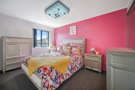 Photo of property in 13 Bahari Drive, Ranui, Auckland, 0612