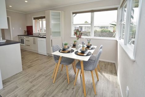 Photo of property in 84 Pohutukawa Drive, Pukete, Hamilton, 3200