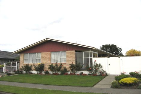 Photo of property in 8 Apollo Place, Papanui, Christchurch, 8052