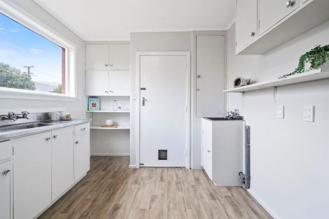 Photo of property in 9a Green Street, Epuni, Lower Hutt, 5011