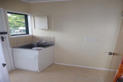 Photo of property in 7 Southview Place, Wattle Downs, Auckland, 2102