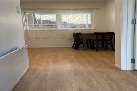 Photo of property in 29 Ayton Drive, Totara Vale, Auckland, 0629