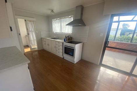 Photo of property in 1/9 Casuarina Road, Half Moon Bay, Auckland, 2012