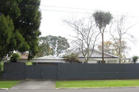 Photo of property in 6 Wicksteed Street, Vogeltown, New Plymouth, 4310