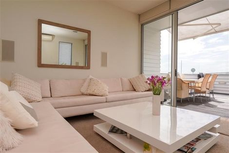 Photo of property in 25 Dunedin Street, Saint Marys Bay, Auckland, 1011