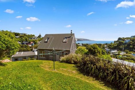 Photo of property in 32 Cluny Road, Plimmerton, Porirua, 5026