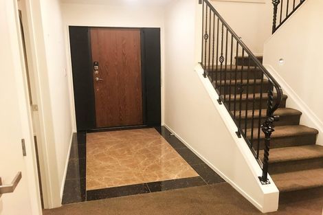 Photo of property in 386 Ormiston Road, Flat Bush, Auckland, 2019