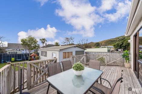 Photo of property in 3 Grierson Street, Naenae, Lower Hutt, 5011
