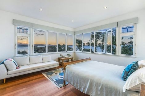 Photo of property in 76 St Michaels Avenue, Point Chevalier, Auckland, 1022