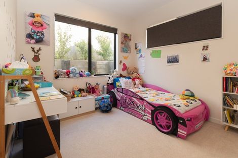 Photo of property in 58 Accolage Boulevard, Kumeu, 0810