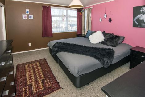 Photo of property in 2 Iorns Street, Masterton, 5810