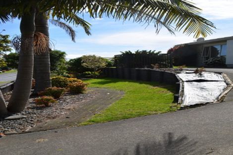 Photo of property in 142 Waitaha Road, Welcome Bay, Tauranga, 3112