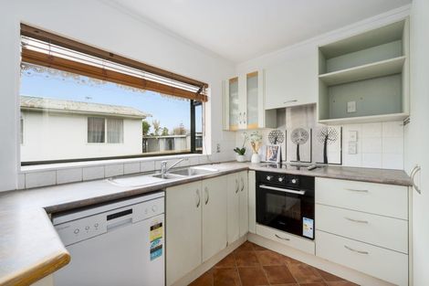 Photo of property in 13b Universal Drive, Henderson, Auckland, 0610