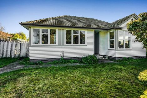 Photo of property in 17 Ealing Street, Northcote, Christchurch, 8052