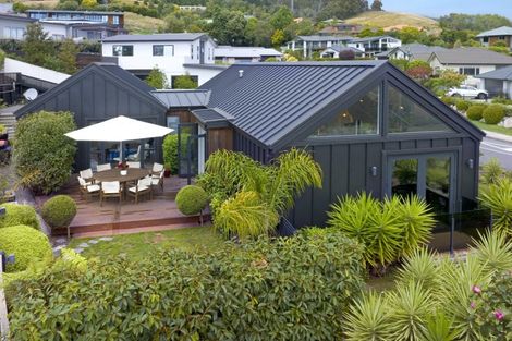 Photo of property in 1 Andy Whiting Place, Stoke, Nelson, 7011