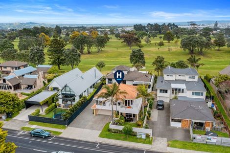 Photo of property in 130a Oceanbeach Road, Mount Maunganui, 3116