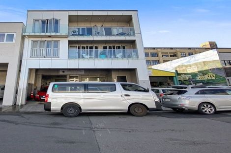 Photo of property in 6/35 Home Street, Mount Victoria, Wellington, 6011