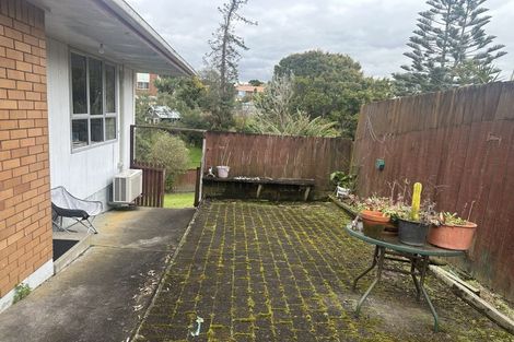 Photo of property in 3/81 Seabrook Avenue, New Lynn, Auckland, 0600