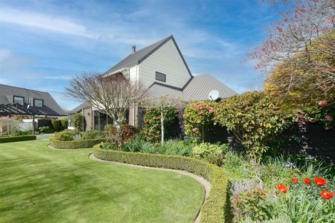 Photo of property in 8 Swithland Place, Avonhead, Christchurch, 8042