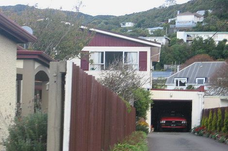 Photo of property in 5a Fernlea Avenue, Karori, Wellington, 6012