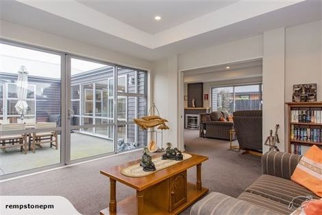 Photo of property in 28 Burbank Drive, Aidanfield, Christchurch, 8025