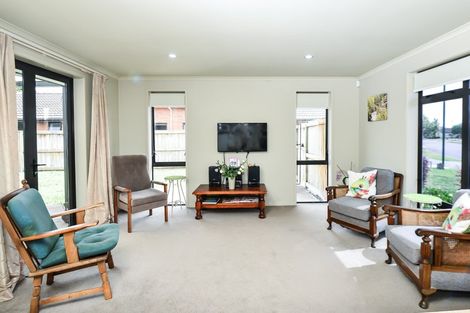 Photo of property in 34 Winchester Place, Rototuna North, Hamilton, 3210