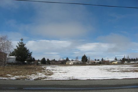 Photo of property in 16 Glencairn Road, Twizel, 7901