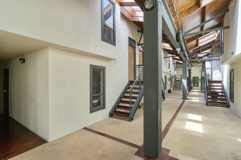 Photo of property in Metro Apartments, 11/220 Thorndon Quay, Pipitea, Wellington, 6011