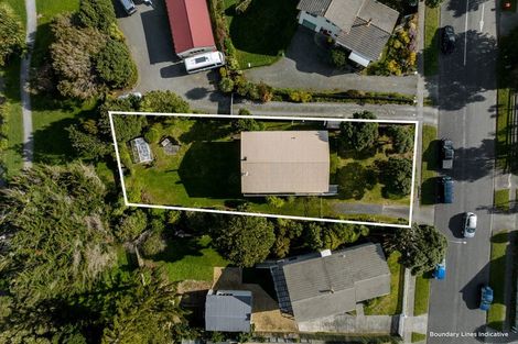 Photo of property in 200 Tutere Street, Waikanae Beach, Waikanae, 5036