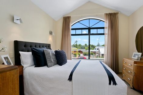 Photo of property in 2a Victoria Street, Cambridge, 3434