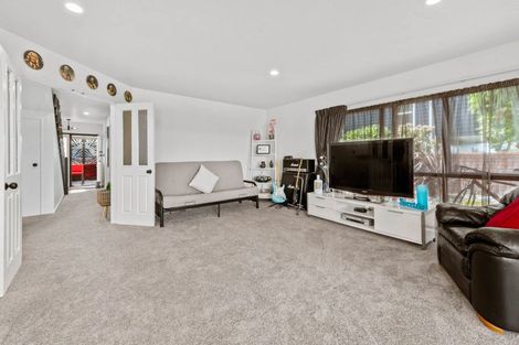 Photo of property in 37 Carter Drive, Pomare, Rotorua, 3015
