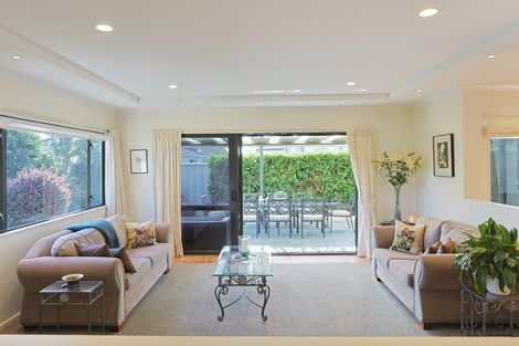 Photo of property in 10 Park Lane, Greenmeadows, Napier, 4112