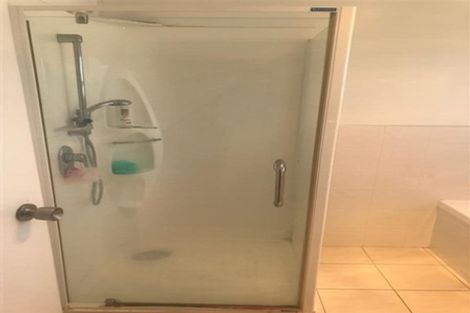 Photo of property in 20 Boundary Road, Blockhouse Bay, Auckland, 0600