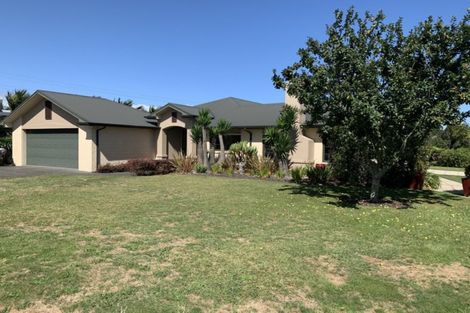 Photo of property in 60 Shelter Grove, Frankleigh Park, New Plymouth, 4310