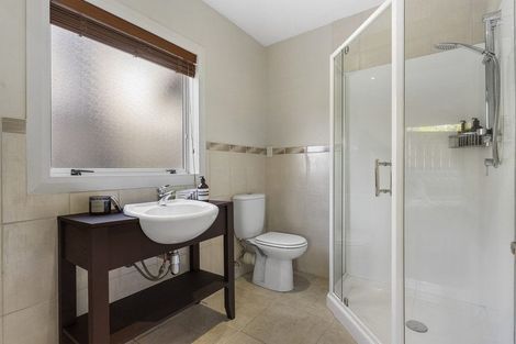 Photo of property in 46a Selwyn Road, Cockle Bay, Auckland, 2014