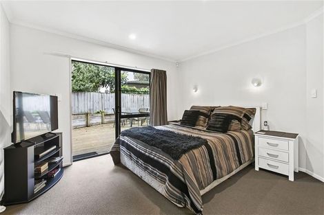 Photo of property in 17a Callis Avenue, Opaheke, Papakura, 2113