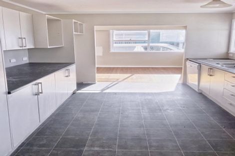 Photo of property in 37 Winsford Street, Manurewa, Auckland, 2102