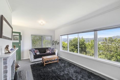 Photo of property in 5 Gaskill Grove, Harbour View, Lower Hutt, 5010