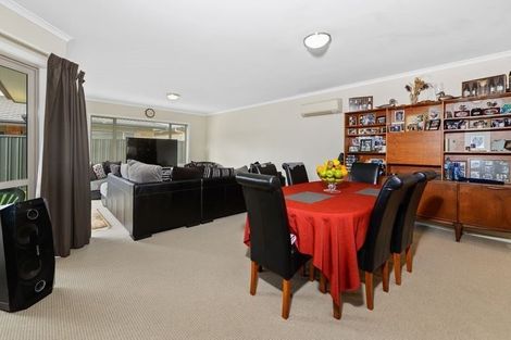 Photo of property in 51/64 Kawaha Point Road, Kawaha Point, Rotorua, 3010