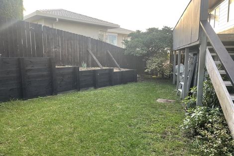 Photo of property in 136 Luckens Road, West Harbour, Auckland, 0618