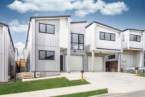 Photo of property in 5a Frontier Lane, Flat Bush, Auckland, 2019