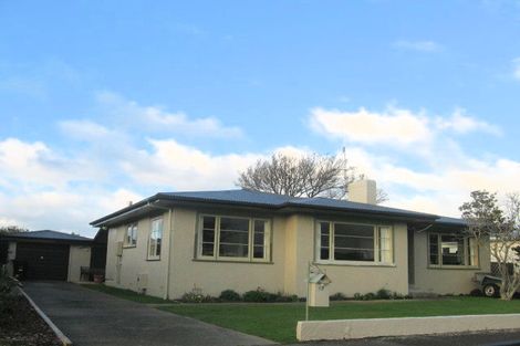 Photo of property in 17 Forbury Avenue, Takaro, Palmerston North, 4412