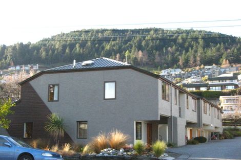 Photo of property in 9h Melbourne Street, Queenstown, 9300