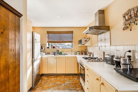 Photo of property in 23d Saunders Place, Redwood, Christchurch, 8051