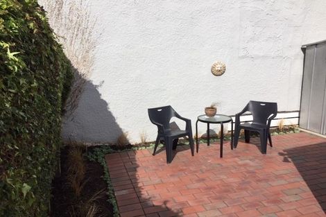 Photo of property in 21 Owen Street, Newtown, Wellington, 6021